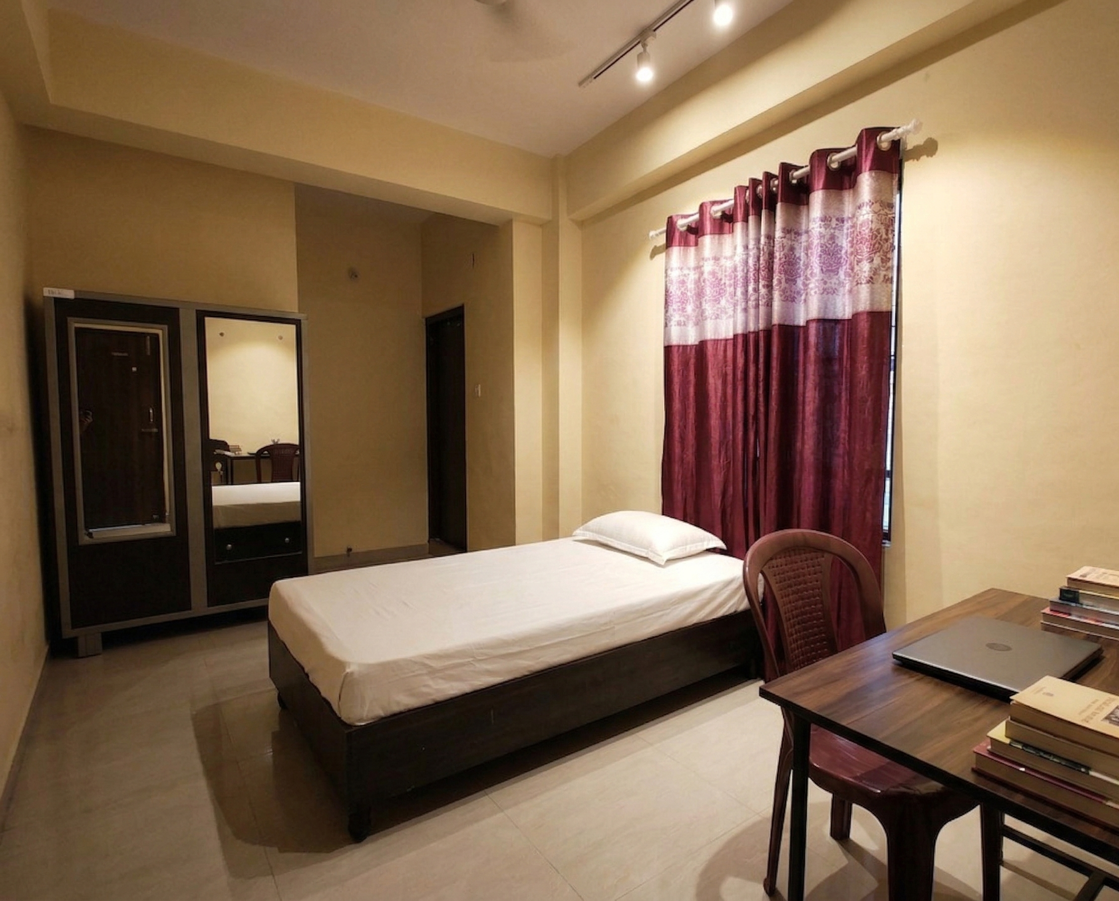 Best Boys PG in Kharghar - Shared Room